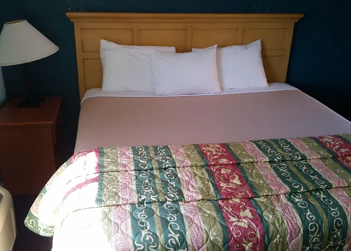 El Rancho Hotel