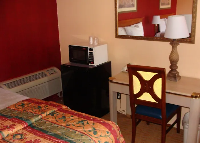 Hotel El Rancho Globe