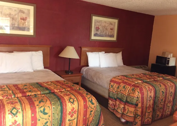 El Rancho Hotel