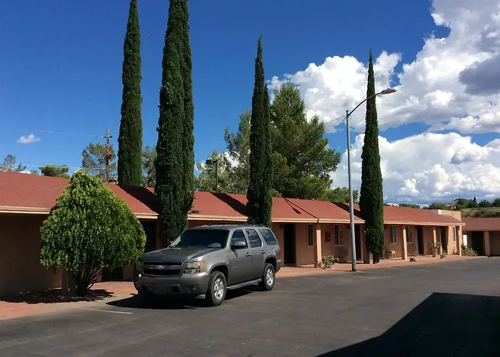 El Rancho Hotel